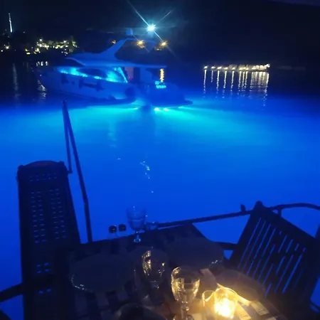 Hotel na wodzie Yat Isletmeciligi